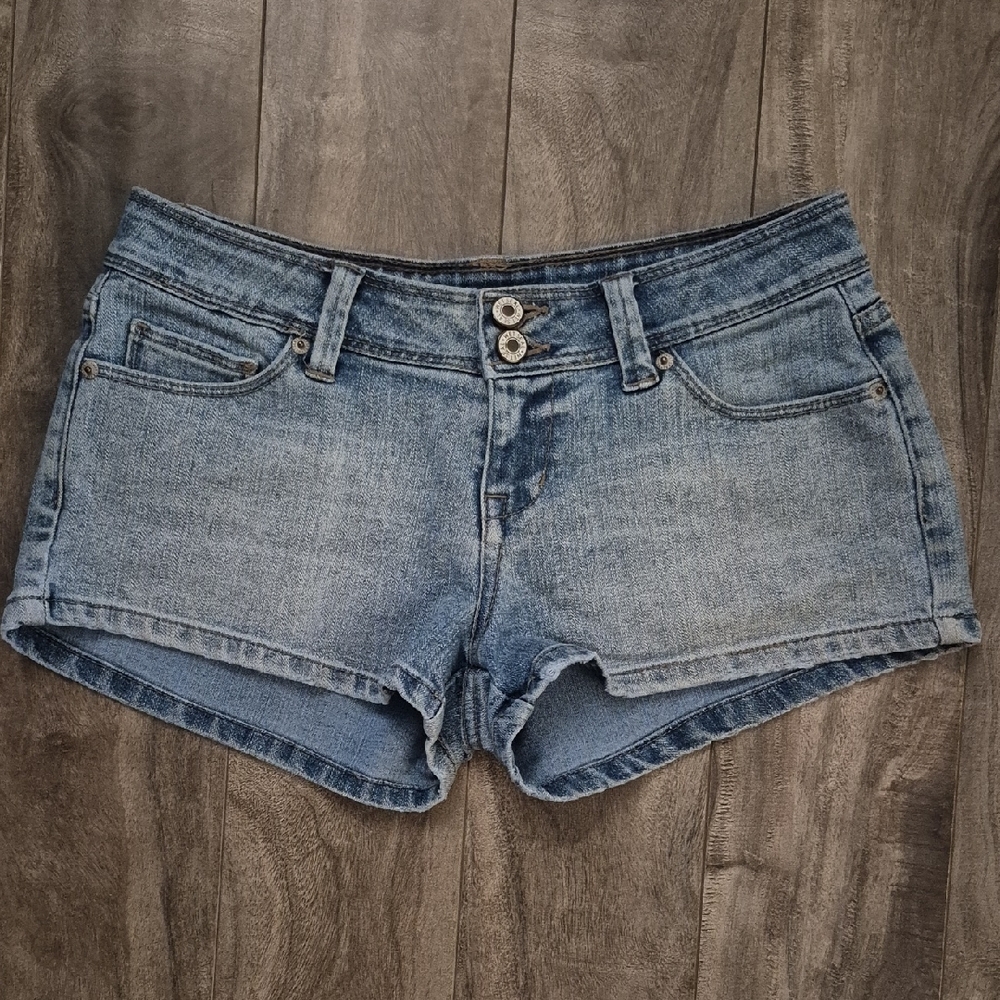 Size 3/4 Ladies Wet Seal Light Blue Jean Shorts